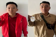 Các đối tượng Trần Mạnh Linh và Phan Văn Tiến tại cơ quan Công an. (Ảnh: Công an cung cấp)