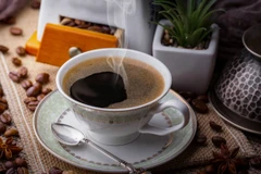 Càphê đen nóng. (Ảnh: iStock)