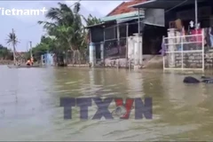 Đắk Lắk: Nước lũ rút chậm, nhiều khu dân cư còn bị cô lập