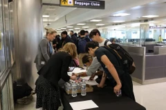 Hơn 43.000 công dân Mỹ từ Trung Đông đã trở về nước an toàn. (Nguồn: kfoxtv)