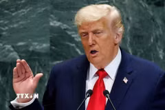 Tổng thống Mỹ Donald Trump nhấn mạnh ưu tiên hàng đầu là củng cố sức mạnh quân sự, cho rằng Mỹ cần “đảm bảo hòa bình thông qua sức mạnh”. (Ảnh: ANI/TTXVN)