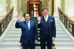 Thủ tướng Phạm Minh Chính hội kiến Chủ tịch Quốc hội Thụy Điển Andreas Norlén. (Ảnh: Dương Giang/TTXVN)