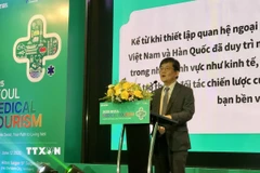 Ông Ham Kyung-jun, Giám đốc Sở Công nghiệp Du lịch Seoul phát biểu tại chuỗi sự kiện. Ảnh: (Mỹ Phương/TTXVN)