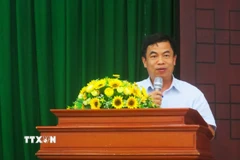 Phó Giám đốc Sở Y tế thành phố Cần Thơ Trần Văn Dũng phát biểu chỉ đạo. (Ảnh: Ánh Tuyết/TTXVN)