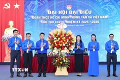 Đồng chí Nguyễn Phạm Duy Trang, Bí thư Trung ương Đoàn, Chủ tịch Hội đồng Đội Trung ương chúc mừng Đại hội. (Ảnh: Minh Đức/TTXVN)