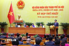 Bí thư Thành ủy Hà Nội Nguyễn Duy Ngọc phát biểu chỉ đạo tại kỳ họp. (Ảnh: Văn Điệp/TTXVN)