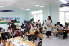 Một tiết học tiếng Chăm tại Trường tiểu học Lâm Giang, xã Hàm Thuận Bắc, tỉnh Lâm Đồng. (Ảnh: Hồng Hiếu/TTXVN)