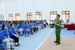 Tuyên truyền pháp luật, phòng chống ma túy cho thanh thiếu nhi Sơn La năm 2025. (Ảnh: Quang Quyết/TTXVN)