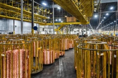 Giá đồng đã chạm mức cao kỷ lục hơn 12.000 USD/tấn trong tháng 12. (Ảnh: Bloomberg/Getty Images)