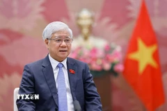 Phó Chủ tịch Thường trực Quốc hội Đỗ Văn Chiến trả lời phỏng vấn. (Ảnh: Doãn Tấn/TTXVN)