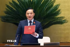 Phó Chủ tịch Quốc Nguyễn Khắc Định điều hành phiên họp. (Ảnh: Văn Điệp/TTXVN)