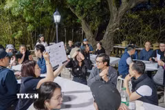 Các tổ chức, hội đoàn, cộng đồng người Việt tại Australia hào hứng tham gia buổi sinh hoạt tìm hiểu về thân thế, sự nghiệp, cuộc đời, tư tưởng của Chủ tịch Hồ Chí Minh. (Ảnh: Trung Trang/TTXVN)