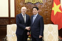 Chủ tịch nước Lương Cường tiếp Đại sứ Phần Lan tại Việt Nam Keijo Norvanto. (Ảnh: Lâm Khánh/TTXVN)