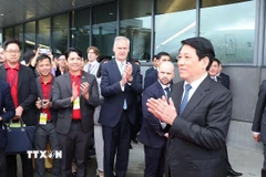 Chủ tịch nước Lương Cường dự Lễ bàn giao máy bay Boeing 737 MAX đầu tiên giữa Tập đoàn Boeing và Hãng hàng không Vietjet Air. (Ảnh: Lâm Khánh/TTXVN)