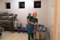 Nồi cháo nghĩa tình tiếp sức thí sinh dân tộc thiểu số xứ Lạng