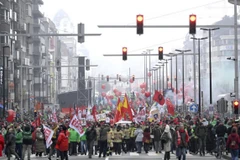 (Nguồn: Table Briefings)