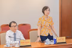 Đồng chí Vũ Việt Trang, Ủy viên Ban Thường vụ Đảng ủy các cơ quan Đảng Trung ương, Phó Trưởng Ban Tuyên giáo và Dân vận Trung ương, Bí thư Đảng ủy, Tổng Giám đốc Thông tấn xã Việt Nam phát biểu tại buổi lễ. (Ảnh: Lê Đông/TTXVN)