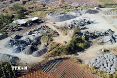 Một mỏ khai thác đá tại Lâm Đồng. (Ảnh: TTXVN phát)