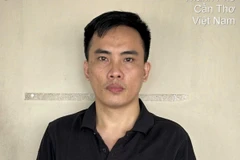 Đối tượng Tấn (tức Ken), tại cơ quan Công an. (Nguồn: Báo Công an nhân dân)