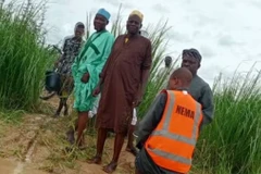 NEMA đã triển khai hoạt động cứu hộ sau vụ tai nạn thuyền ở Nigeria. (Ảnh: mạng xã hội X)