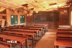 Cảnh vắng vẻ tại lớp học ở trường Kuriga, Nigeria, sau khi hơn 250 học sinh bị các tay súng bắt cóc, ngày 8/3/2024. (Ảnh: AFP/TTXVN)