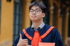 Nguyễn Việt Hưng - thí sinh duy nhất toàn quốc cùng lúc sở hữu 5 danh hiệu thủ khoa. ( Ảnh: Nhân vật cung cấp)