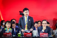 Ông Đỗ Vinh Quang nêu nhóm đề xuất tại Phiên đối thoại cấp cao Diễn đàn Kinh tế tư nhân Việt Nam 2025.