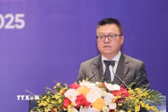 Ông Lê Quốc Minh, Ủy viên Ban Chấp hành Trung ương Đảng, Phó Trưởng Ban Tuyên giáo Trung ương, Tổng biên tập báo Nhân Dân, Bí thư Đảng đoàn, Chủ tịch Hội Nhà báo Việt Nam phát biểu tại lễ bế mạc diễn đàn Báo chí toàn quốc năm 2025. (Ảnh: Thành Phương/TTXVN)