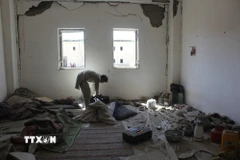 Hư hại bên trong một tòa nhà do giao tranh tại Kandahar, Afghanistan ngày 28/2/2026. (Ảnh: THX/TTXVN)