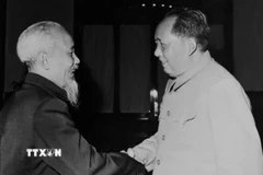 Kỷ niệm 76 năm quan hệ Việt Nam-Trung Quốc: Củng cố tin cậy, mở rộng hợp tác