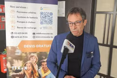 Giáo sư Geert Angenon, Đại học Vrije Universiteit Brussel (VUB) trả lời phỏng vấn TTXVN tại Brussels (Bỉ). (Ảnh: Duy Tùng/TTXVN)