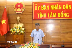 Ông Nguyễn Minh, Phó Chủ tịch UBND tỉnh Lâm Đồng chủ trì cuộc họp. (Ảnh: Hồng Hiếu/TTXVN)