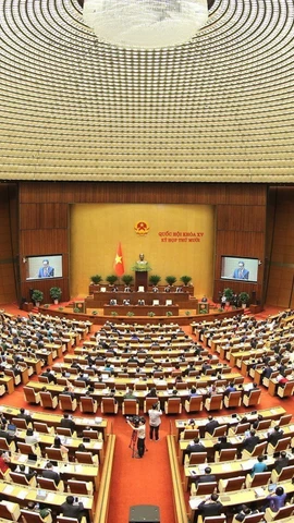 Quốc hội làm việc tại nghị trường - Phòng họp Diên Hồng. (Ảnh: TTXVN)