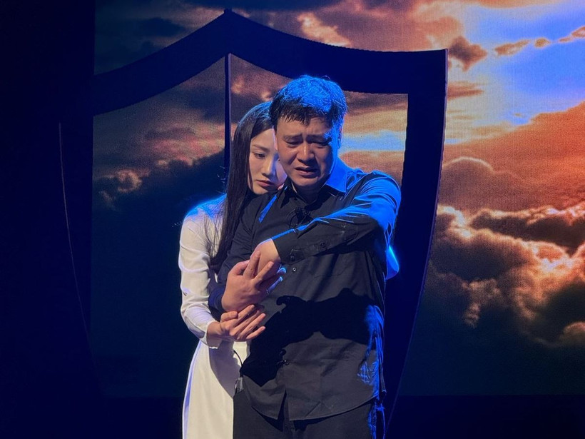 Á hậu Phương Thanh lần đầu thử sức với sân khấu kịch chuyên nghiệp. (Ảnh: CTV/Vietnam+)