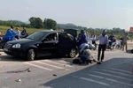 Hai nữ sinh đi xe máy tử vong sau khi va chạm với xe khách