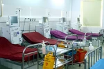 Hệ thống máy móc chạy thận cùng giường bệnh tại (Bệnh viện Hữu nghị Đa khoa tỉnh Nghệ An) đã tạm dừng hoạt động. (Ảnh: Tá Chuyên/TTXVN)