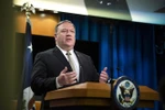 Ngoại trưởng Mỹ Mike Pompeo phát biểu trong cuộc họp báo tại Washington, DC. (Ảnh: AFP/TTXVN)