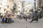 Những tòa nhà bị phá hủy do xung đột Hamas-Israel tại thị trấn Beit Lahia, phía bắc Dải Gaza, ngày 21/6. (Ảnh: THX/TTXVN)