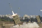 Một hệ thống lá chắn tên lửa Vòm Sắt được triển khai gần Ashdod, miền Nam Israel, giáp giới với Dải Gaza. (Ảnh: THX/TTXVN) 