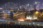 Lực lượng an ninh Hong Kong (Trung Quốc) đang tìm cách kiềm chế người biểu tình. (Nguồn: Bangkok Post)