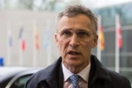 Tổng Thư ký NATO Jens Stoltenberg trả lời báo giới trước một cuộc họp ở Luxembourg ngày 19/4. (Nguồn: AFP/TTXVN)