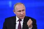 Tổng thống Nga Vladimir Putin trong cuộc đối thoại trực tuyến với người dân ở thủ đô Moskva, ngày 20/6/2019. (Ảnh: AFP/TTXVN)