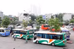 Bến xe Giáp Bát. (Ảnh: Quang Quyết/TTXVN)