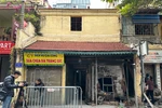 Hà Nội: "Xe điên" húc đổ tường ngôi nhà cổ trăm năm trên phố Hàng Bạc