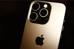 Apple đã phát cảnh báo về hoạt động tấn công bằng phần mềm gián điệp tới người sử dụng iPhone. (Nguồn: Forbes)