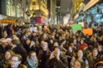 Người biểu tình phản đối kết quả bầu cử Tổng thống tại thành phố New York. (Nguồn: THX/TTXVN) 