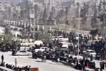 Người dân Syria sơ tán khỏi các khu vực do lực lượng nổi dậy kiểm soát ở phía đông thành phố Aleppo ngày 10/12. (Nguồn: AFP/TTXVN) 