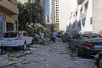 Các phương tiện bị phá hủy sau vụ nổ tại Beirut, Liban, ngày 5/8/2020. (Ảnh: THX/ TTXVN)