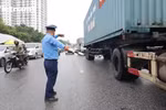 Giao thông Hà Nội: Các chốt cửa ngõ 'hạ nhiệt' sau 1 tuần nới lỏng