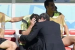 [Video] David Villa rớt nước mắt khi bị del Bosque thay ra